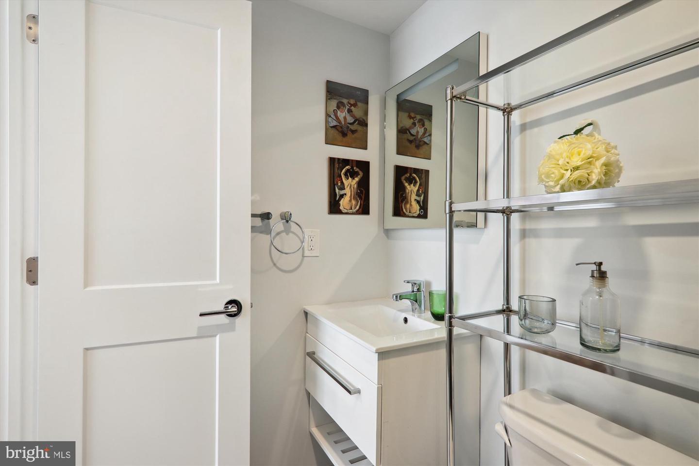 5024 9TH ST NW #203, WASHINGTON, District Of Columbia 20011, 2 Bedrooms Bedrooms, ,2 BathroomsBathrooms,Residential,For sale,5024 9TH ST NW #203,DCDC2156030 MLS # DCDC2156030