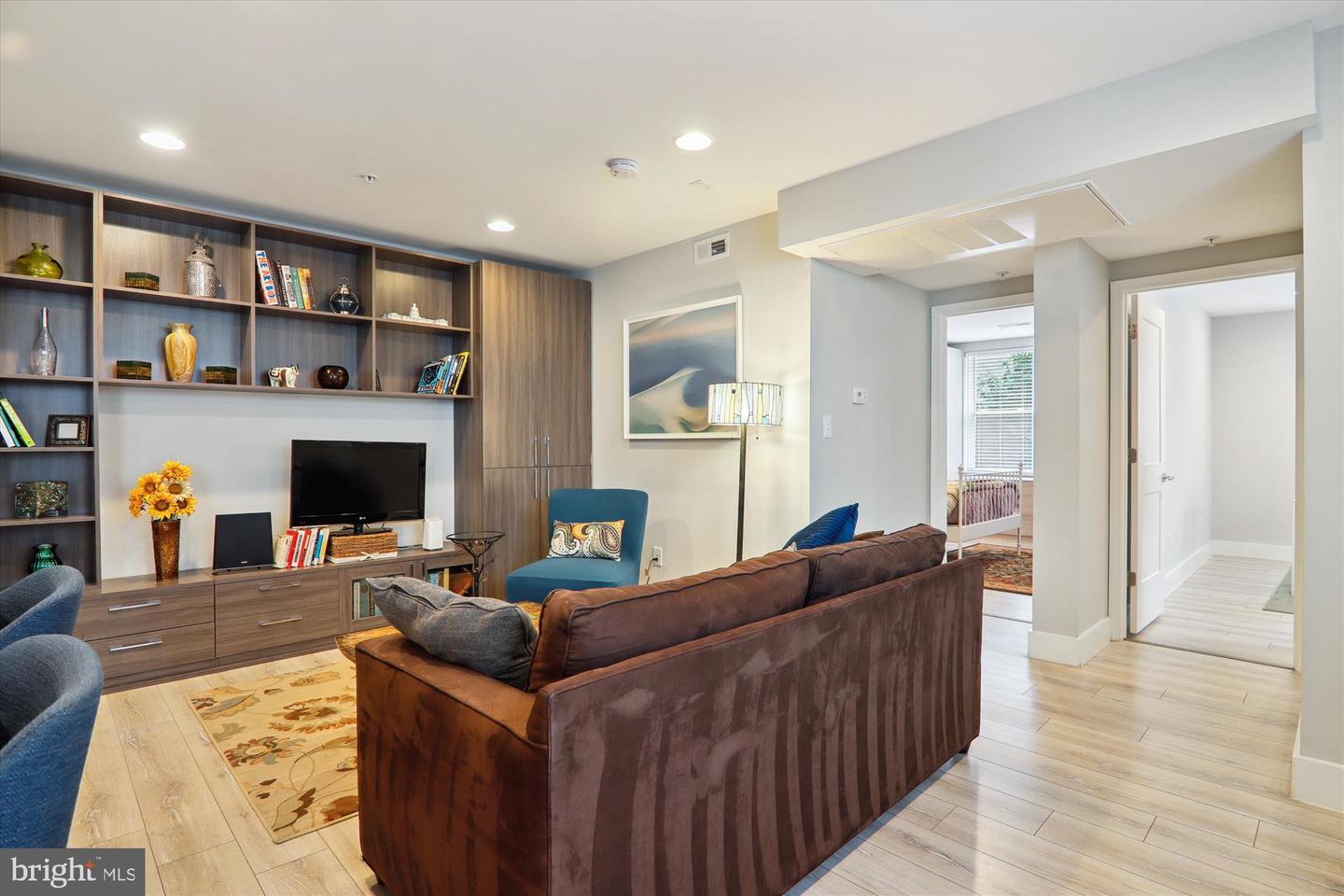 5024 9TH ST NW #203, WASHINGTON, District Of Columbia 20011, 2 Bedrooms Bedrooms, ,2 BathroomsBathrooms,Residential,For sale,5024 9TH ST NW #203,DCDC2156030 MLS # DCDC2156030