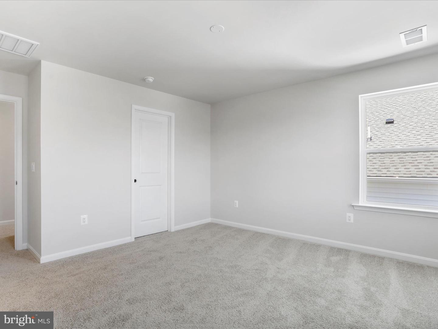 132 CURTAIN FALL DR, MIDDLETOWN, Virginia 22645, 4 Bedrooms Bedrooms, ,2 BathroomsBathrooms,Residential,For sale,132 CURTAIN FALL DR,VAFV2022804 MLS # VAFV2022804