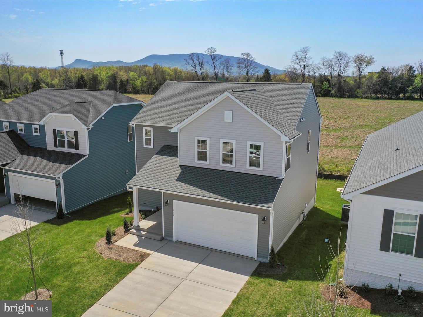 132 CURTAIN FALL DR, MIDDLETOWN, Virginia 22645, 4 Bedrooms Bedrooms, ,2 BathroomsBathrooms,Residential,For sale,132 CURTAIN FALL DR,VAFV2022804 MLS # VAFV2022804