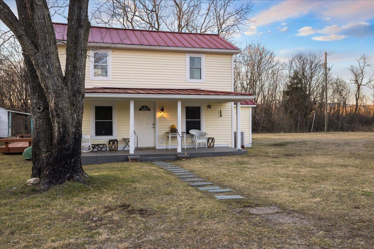 6772 SOUTH EAST SIDE HWY, ELKTON, Virginia 22827, 3 Bedrooms Bedrooms, ,2 BathroomsBathrooms,Residential,6772 SOUTH EAST SIDE HWY,661080 MLS # 661080