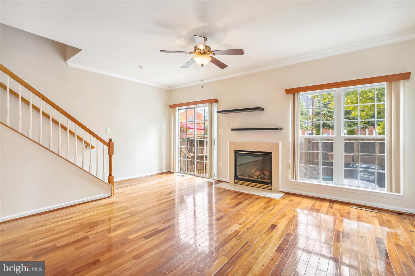 6119 MADISON CREST CT, FALLS CHURCH, Virginia 22041, 3 Bedrooms Bedrooms, ,2 BathroomsBathrooms,Residential,For sale,6119 MADISON CREST CT,VAFX2219682 MLS # VAFX2219682