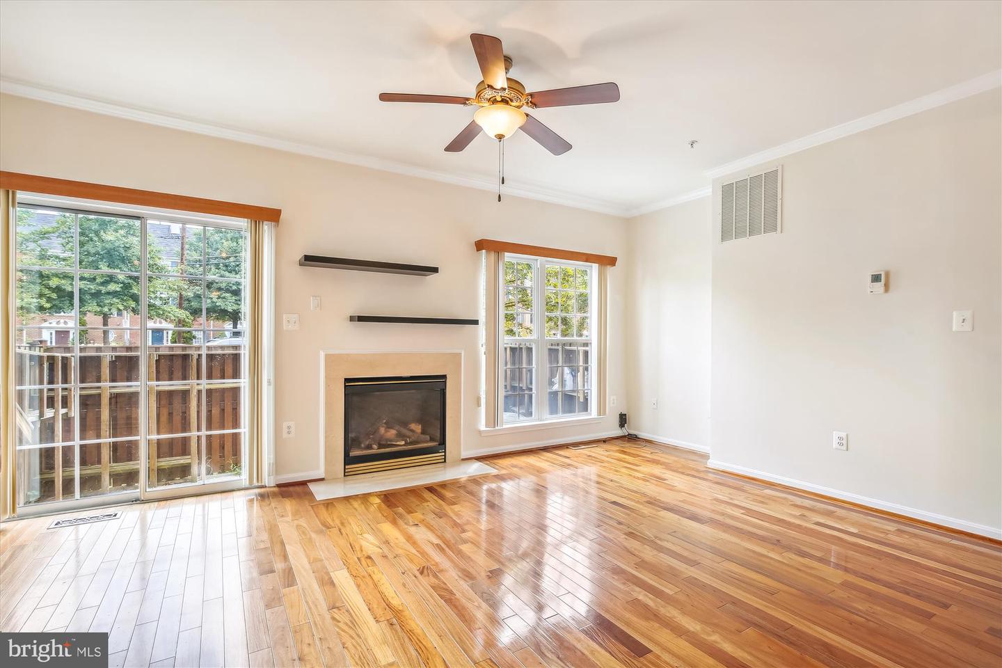 6119 MADISON CREST CT, FALLS CHURCH, Virginia 22041, 3 Bedrooms Bedrooms, ,2 BathroomsBathrooms,Residential,For sale,6119 MADISON CREST CT,VAFX2219682 MLS # VAFX2219682