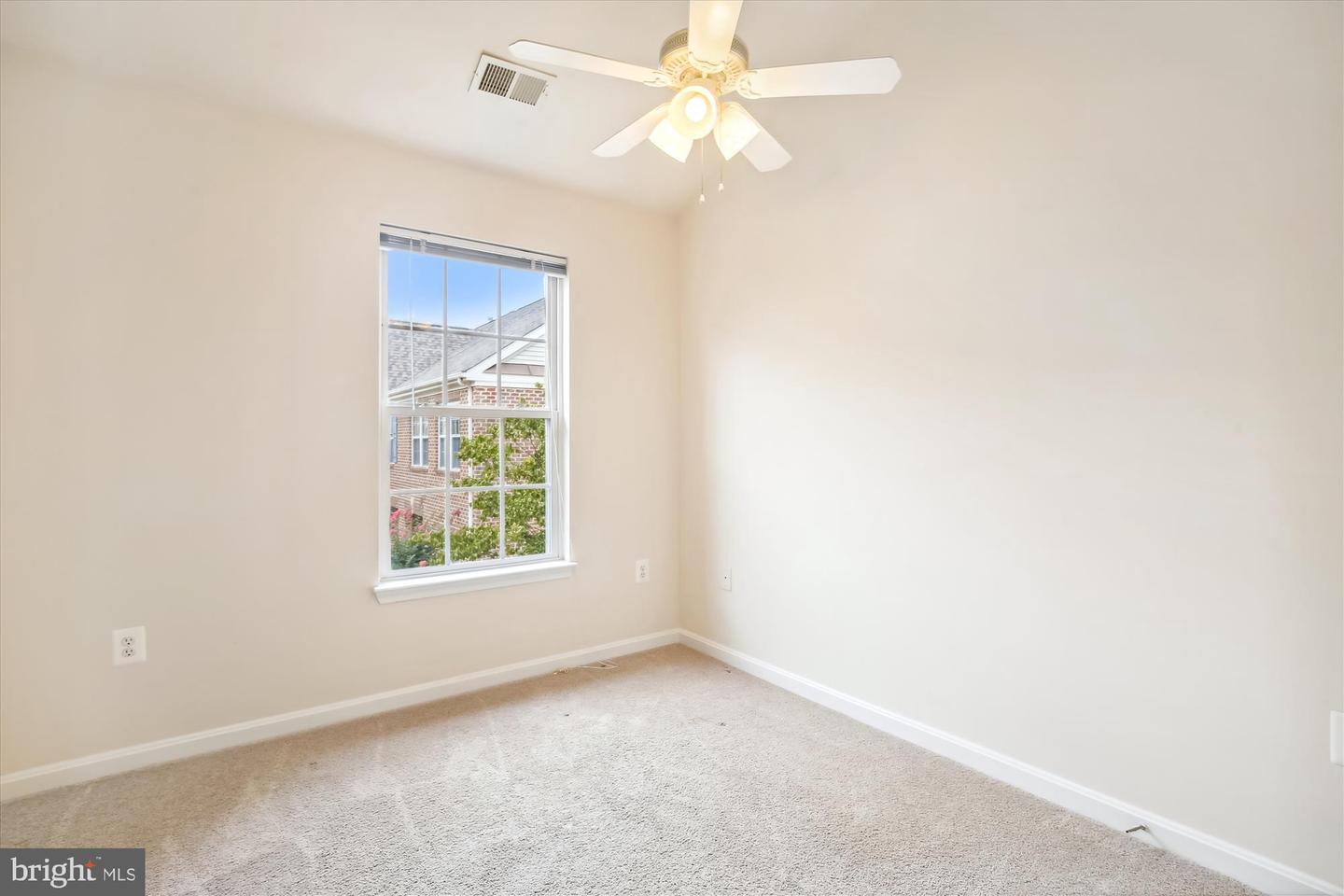 6119 MADISON CREST CT, FALLS CHURCH, Virginia 22041, 3 Bedrooms Bedrooms, ,2 BathroomsBathrooms,Residential,For sale,6119 MADISON CREST CT,VAFX2219682 MLS # VAFX2219682