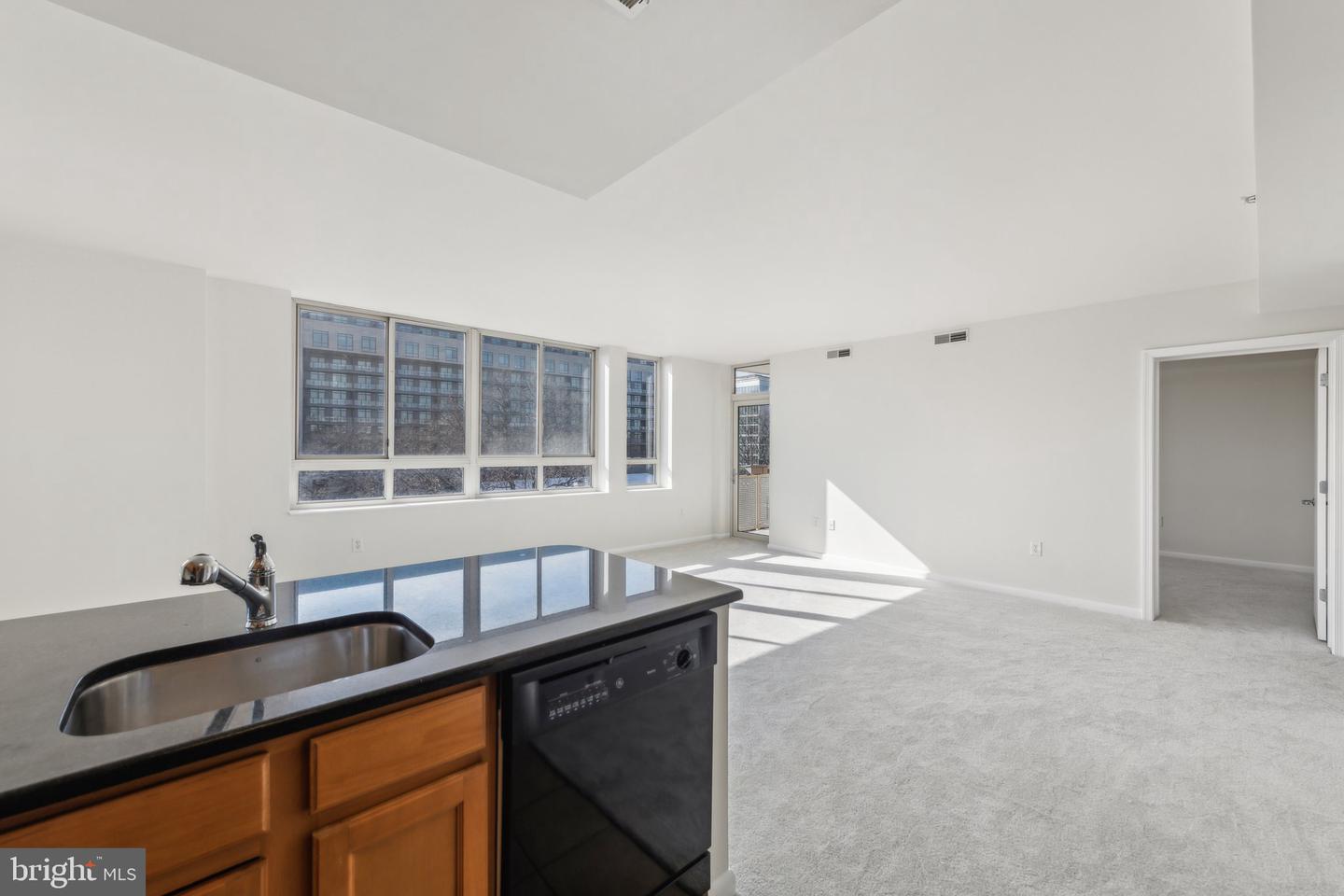 355 I ST SW #602S, WASHINGTON, District Of Columbia 20024, 2 Bedrooms Bedrooms, ,2 BathroomsBathrooms,Residential,For sale,355 I ST SW #602S,DCDC2183820 MLS # DCDC2183820