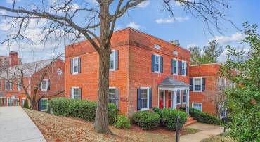 4861 28TH ST S #A, ARLINGTON, Virginia 22206, 2 Bedrooms Bedrooms, ,2 BathroomsBathrooms,Residential,For sale,4861 28TH ST S #A,VAAR2053412 MLS # VAAR2053412