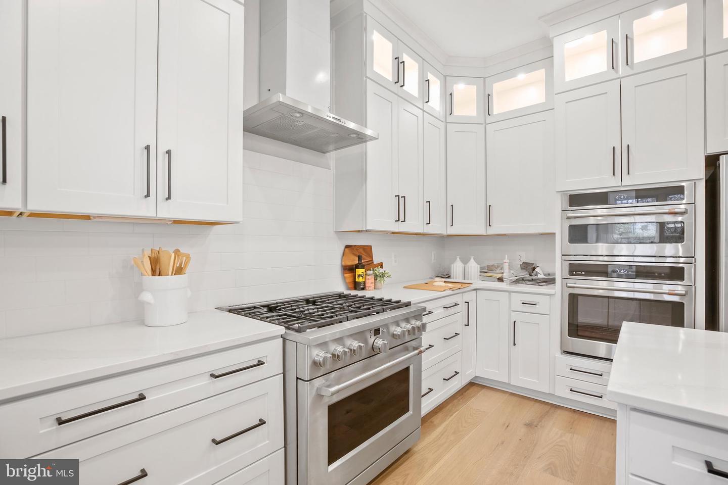 613 UPHAM PL NW, VIENNA, Virginia 22180, 4 Bedrooms Bedrooms, ,3 BathroomsBathrooms,Residential,For sale,613 UPHAM PL NW,VAFX2222636 MLS # VAFX2222636