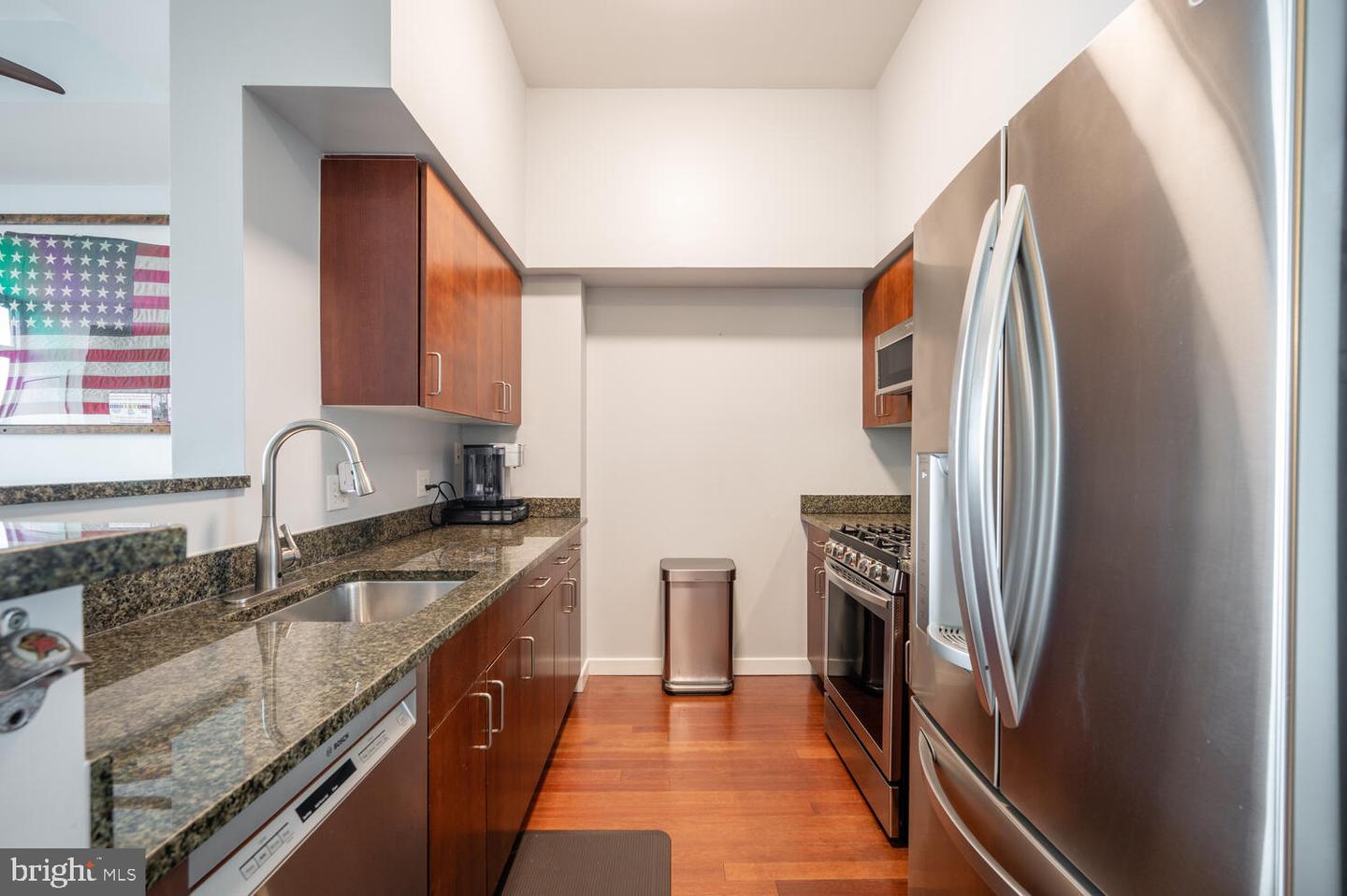 1000 NEW JERSEY AVE SE #PH15, WASHINGTON, District Of Columbia 20003, 2 Bedrooms Bedrooms, ,2 BathroomsBathrooms,Residential,For sale,1000 NEW JERSEY AVE SE #PH15,DCDC2186124 MLS # DCDC2186124