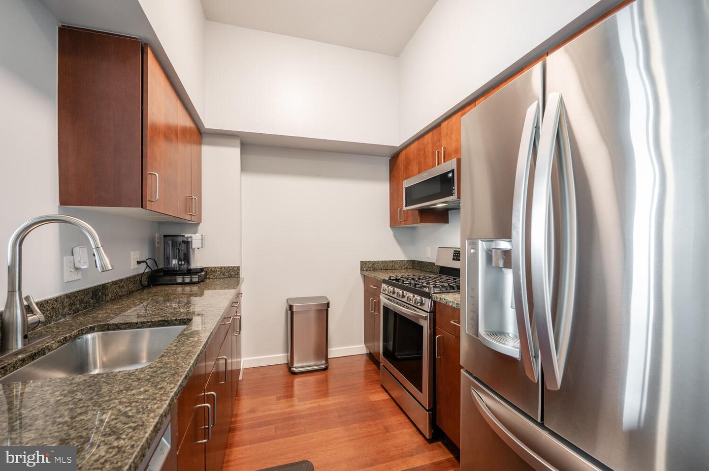 1000 NEW JERSEY AVE SE #PH15, WASHINGTON, District Of Columbia 20003, 2 Bedrooms Bedrooms, ,2 BathroomsBathrooms,Residential,For sale,1000 NEW JERSEY AVE SE #PH15,DCDC2186124 MLS # DCDC2186124