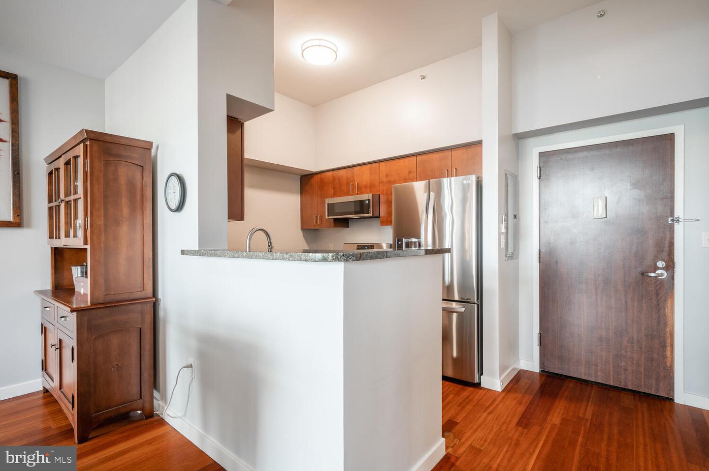 1000 NEW JERSEY AVE SE #PH15, WASHINGTON, District Of Columbia 20003, 2 Bedrooms Bedrooms, ,2 BathroomsBathrooms,Residential,For sale,1000 NEW JERSEY AVE SE #PH15,DCDC2186124 MLS # DCDC2186124