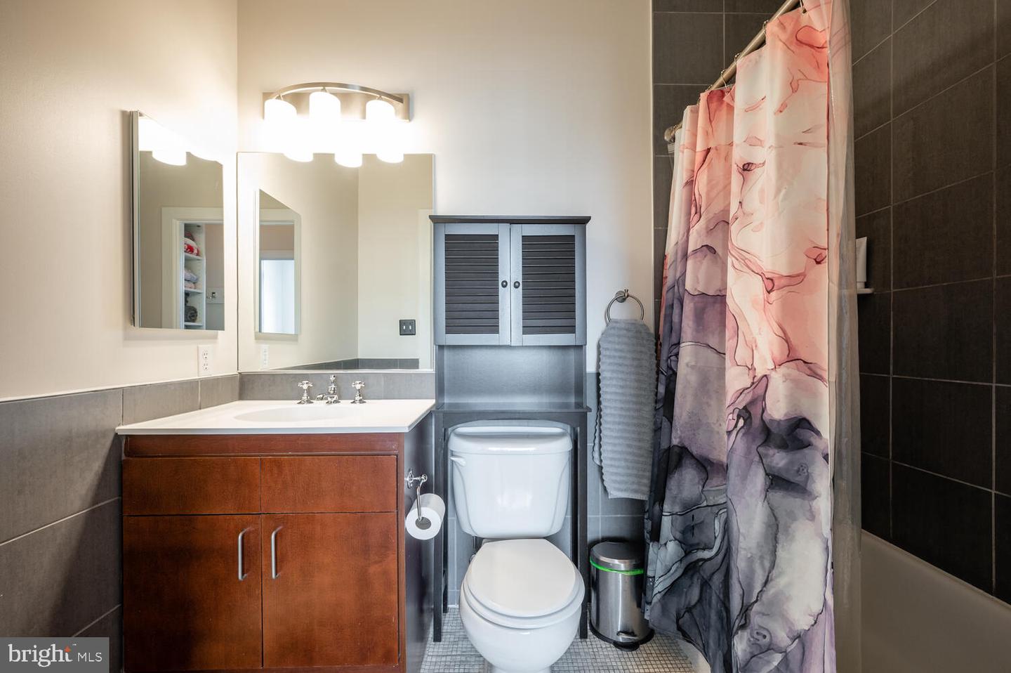1000 NEW JERSEY AVE SE #PH15, WASHINGTON, District Of Columbia 20003, 2 Bedrooms Bedrooms, ,2 BathroomsBathrooms,Residential,For sale,1000 NEW JERSEY AVE SE #PH15,DCDC2186124 MLS # DCDC2186124