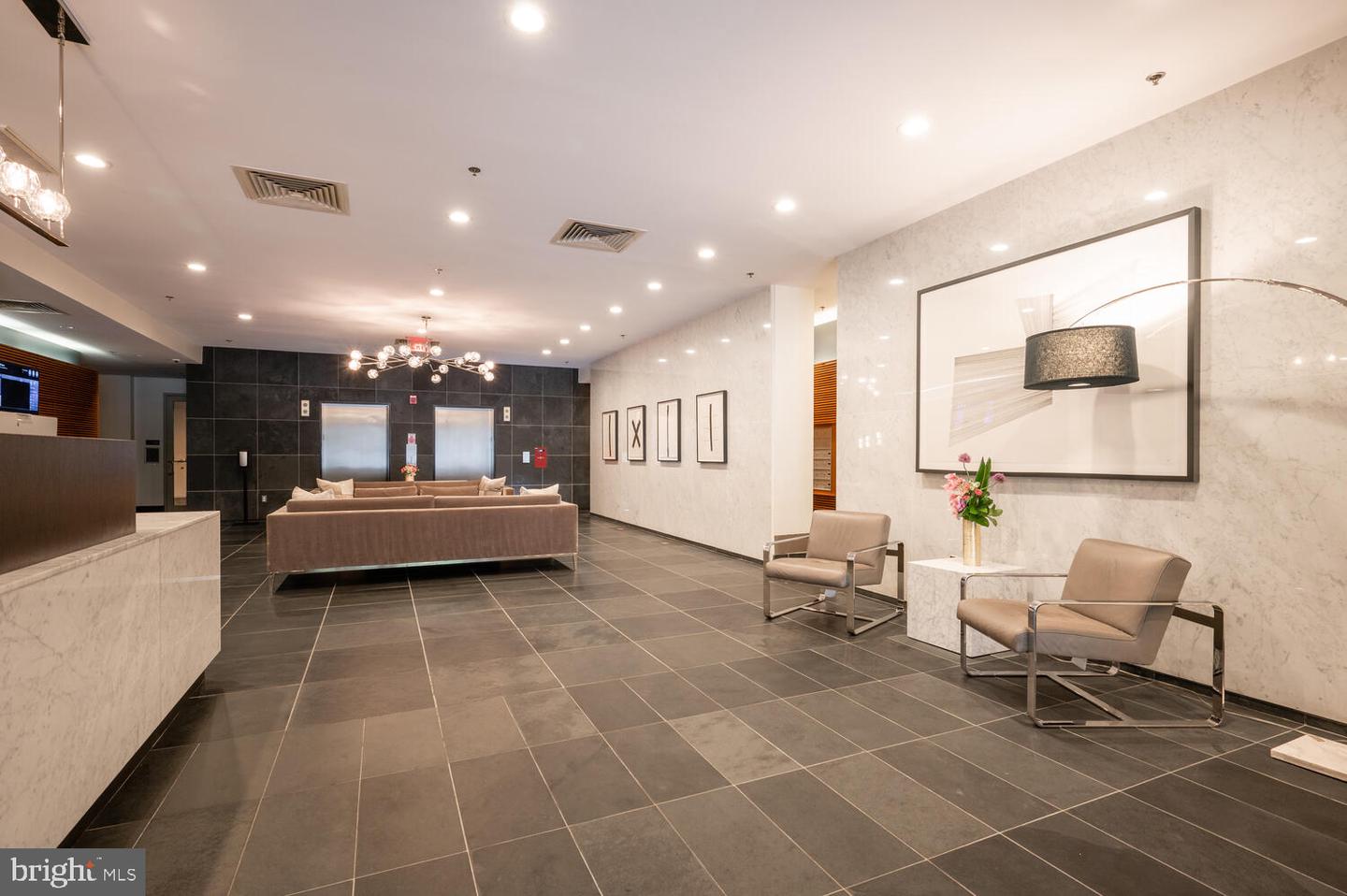 1000 NEW JERSEY AVE SE #PH15, WASHINGTON, District Of Columbia 20003, 2 Bedrooms Bedrooms, ,2 BathroomsBathrooms,Residential,For sale,1000 NEW JERSEY AVE SE #PH15,DCDC2186124 MLS # DCDC2186124