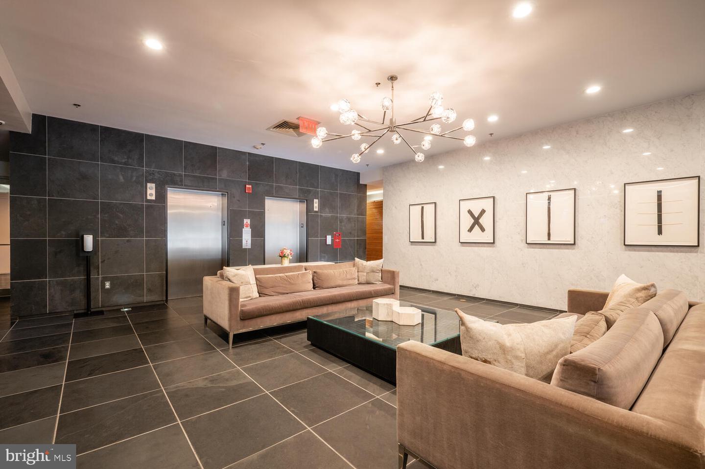 1000 NEW JERSEY AVE SE #PH15, WASHINGTON, District Of Columbia 20003, 2 Bedrooms Bedrooms, ,2 BathroomsBathrooms,Residential,For sale,1000 NEW JERSEY AVE SE #PH15,DCDC2186124 MLS # DCDC2186124
