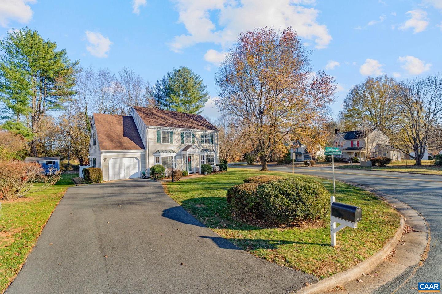 3141 CROSSFIELD LN, CHARLOTTESVILLE, Virginia 22911, 4 Bedrooms Bedrooms, ,2 BathroomsBathrooms,Residential,For sale,3141 CROSSFIELD LN,661064 MLS # 661064