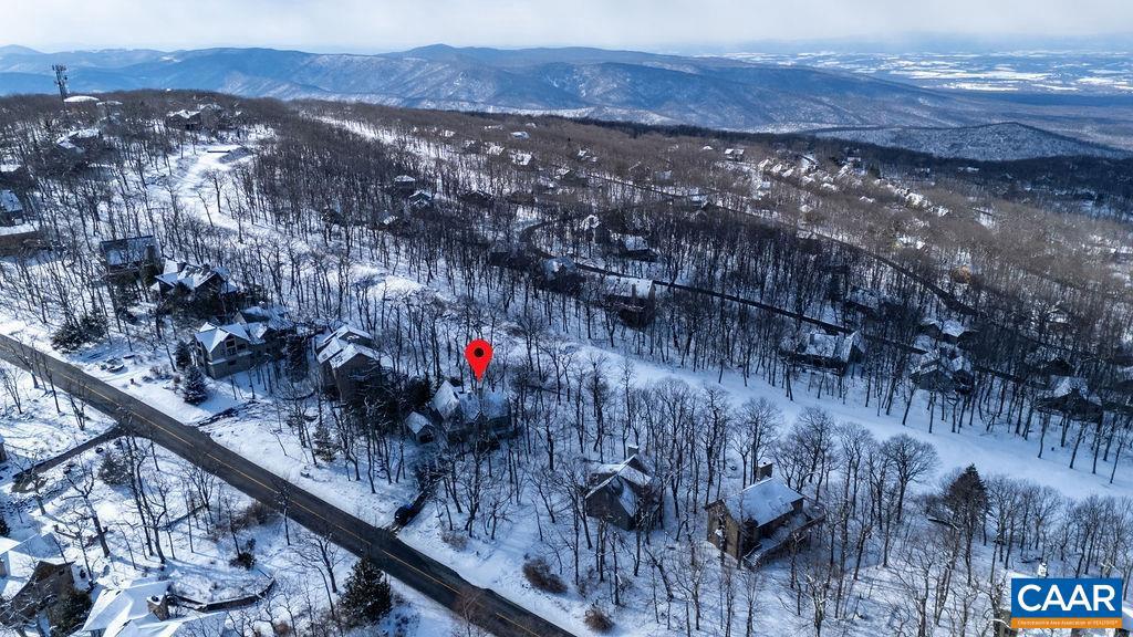 1023 DEVILS KNOB LOOP, WINTERGREEN RESORT, Virginia 22967, 3 Bedrooms Bedrooms, ,3 BathroomsBathrooms,Residential,For sale,1023 DEVILS KNOB LOOP,660889 MLS # 660889