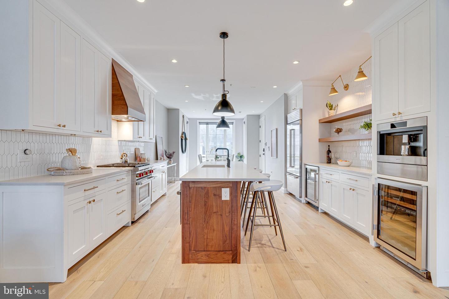 467 M ST NW #1, WASHINGTON, District Of Columbia 20001, 3 Bedrooms Bedrooms, ,2 BathroomsBathrooms,Residential,For sale,467 M ST NW #1,DCDC2185216 MLS # DCDC2185216