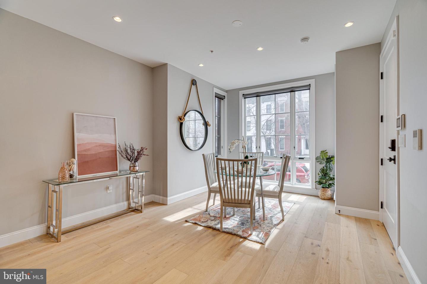 467 M ST NW #1, WASHINGTON, District Of Columbia 20001, 3 Bedrooms Bedrooms, ,2 BathroomsBathrooms,Residential,For sale,467 M ST NW #1,DCDC2185216 MLS # DCDC2185216