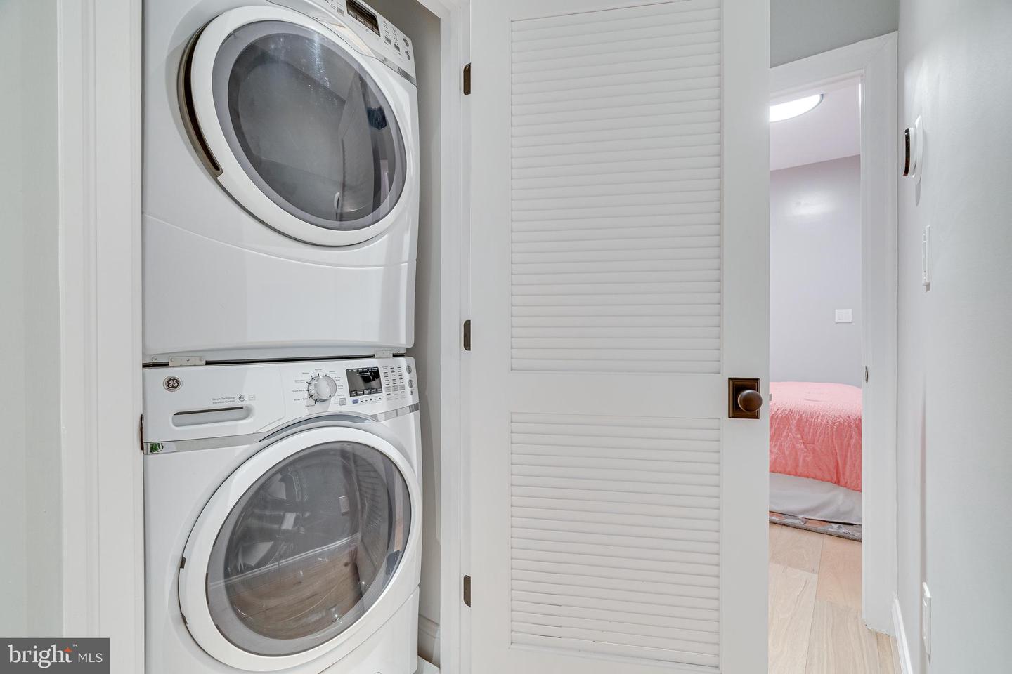 467 M ST NW #1, WASHINGTON, District Of Columbia 20001, 3 Bedrooms Bedrooms, ,2 BathroomsBathrooms,Residential,For sale,467 M ST NW #1,DCDC2185216 MLS # DCDC2185216