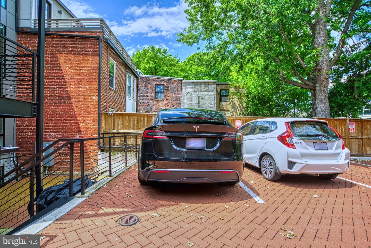 467 M ST NW #1, WASHINGTON, District Of Columbia 20001, 3 Bedrooms Bedrooms, ,2 BathroomsBathrooms,Residential,For sale,467 M ST NW #1,DCDC2185216 MLS # DCDC2185216