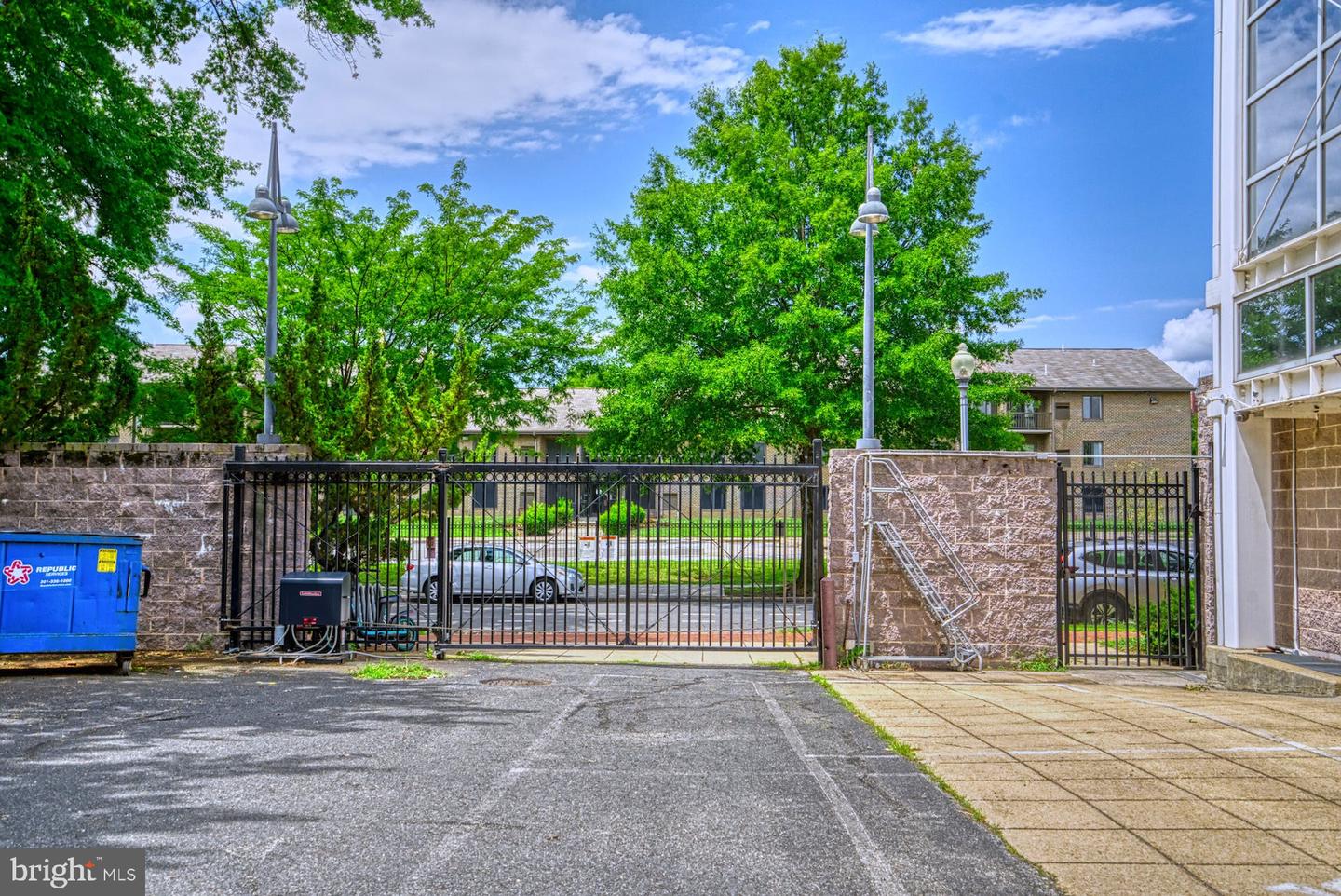 467 M ST NW #1, WASHINGTON, District Of Columbia 20001, 3 Bedrooms Bedrooms, ,2 BathroomsBathrooms,Residential,For sale,467 M ST NW #1,DCDC2185216 MLS # DCDC2185216