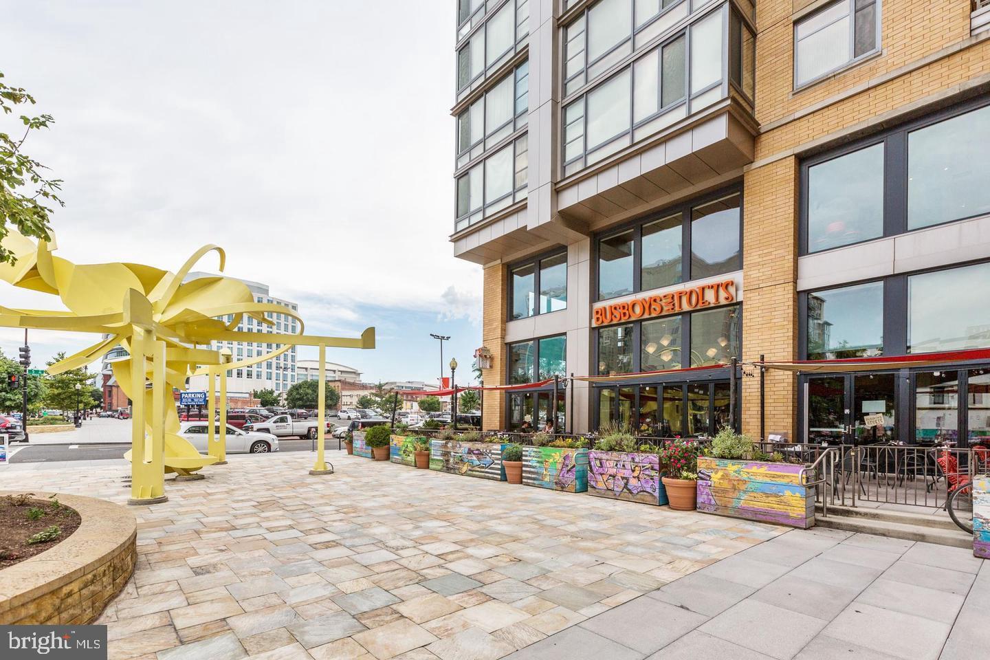 467 M ST NW #1, WASHINGTON, District Of Columbia 20001, 3 Bedrooms Bedrooms, ,2 BathroomsBathrooms,Residential,For sale,467 M ST NW #1,DCDC2185216 MLS # DCDC2185216