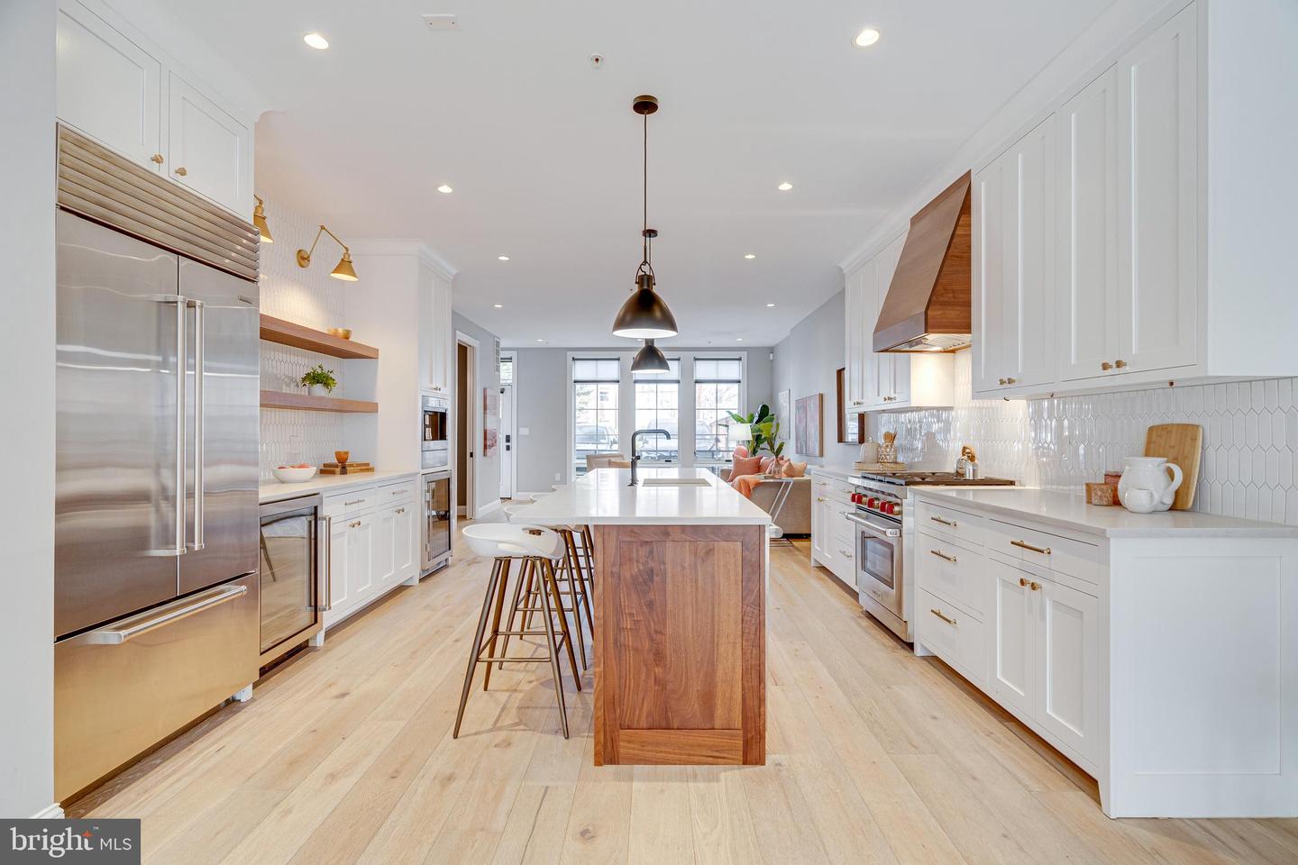 467 M ST NW #1, WASHINGTON, District Of Columbia 20001, 3 Bedrooms Bedrooms, ,2 BathroomsBathrooms,Residential,For sale,467 M ST NW #1,DCDC2185216 MLS # DCDC2185216