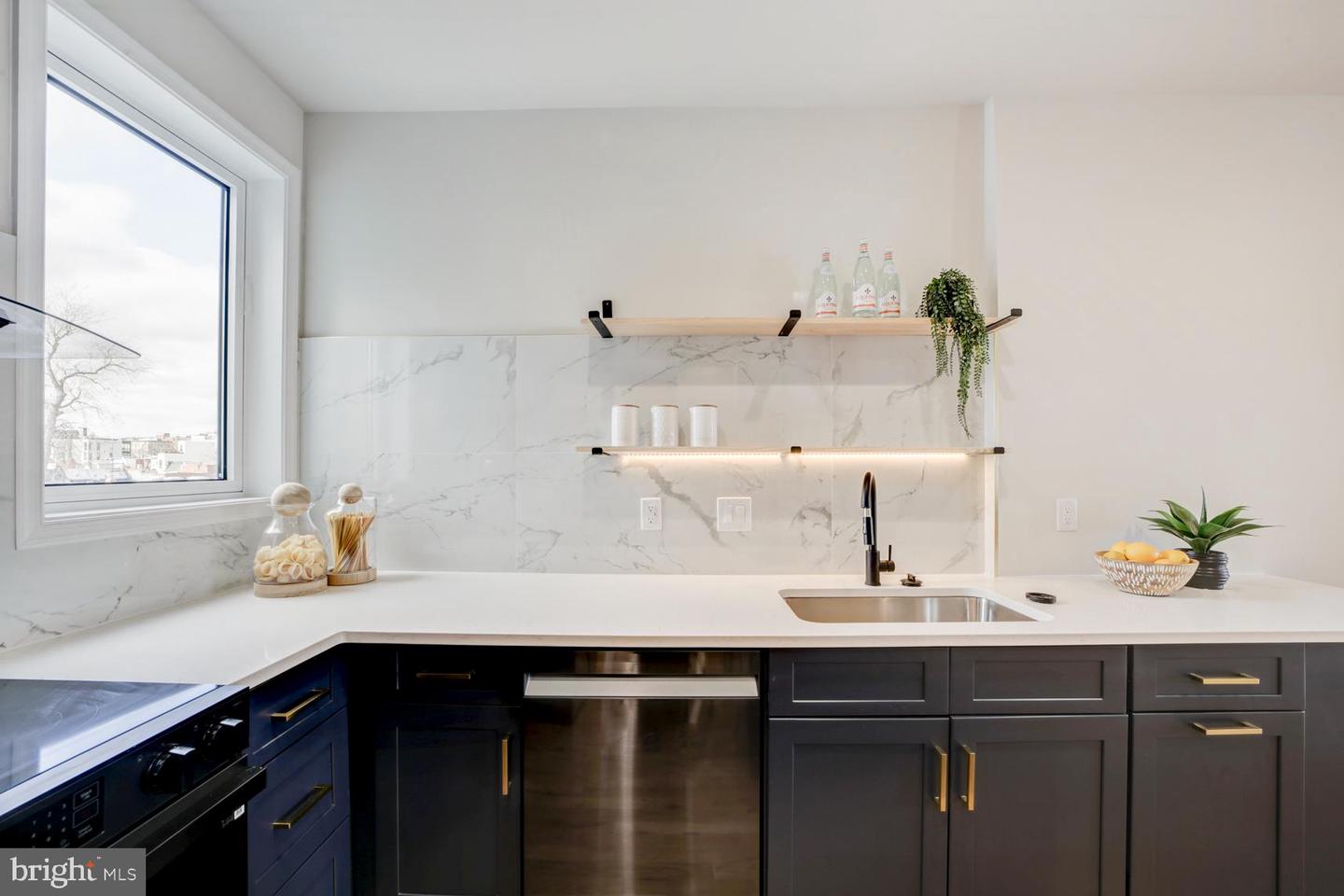 3646 13TH ST NW #2, WASHINGTON, District Of Columbia 20010, 4 Bedrooms Bedrooms, ,3 BathroomsBathrooms,Residential,For sale,3646 13TH ST NW #2,DCDC2185282 MLS # DCDC2185282