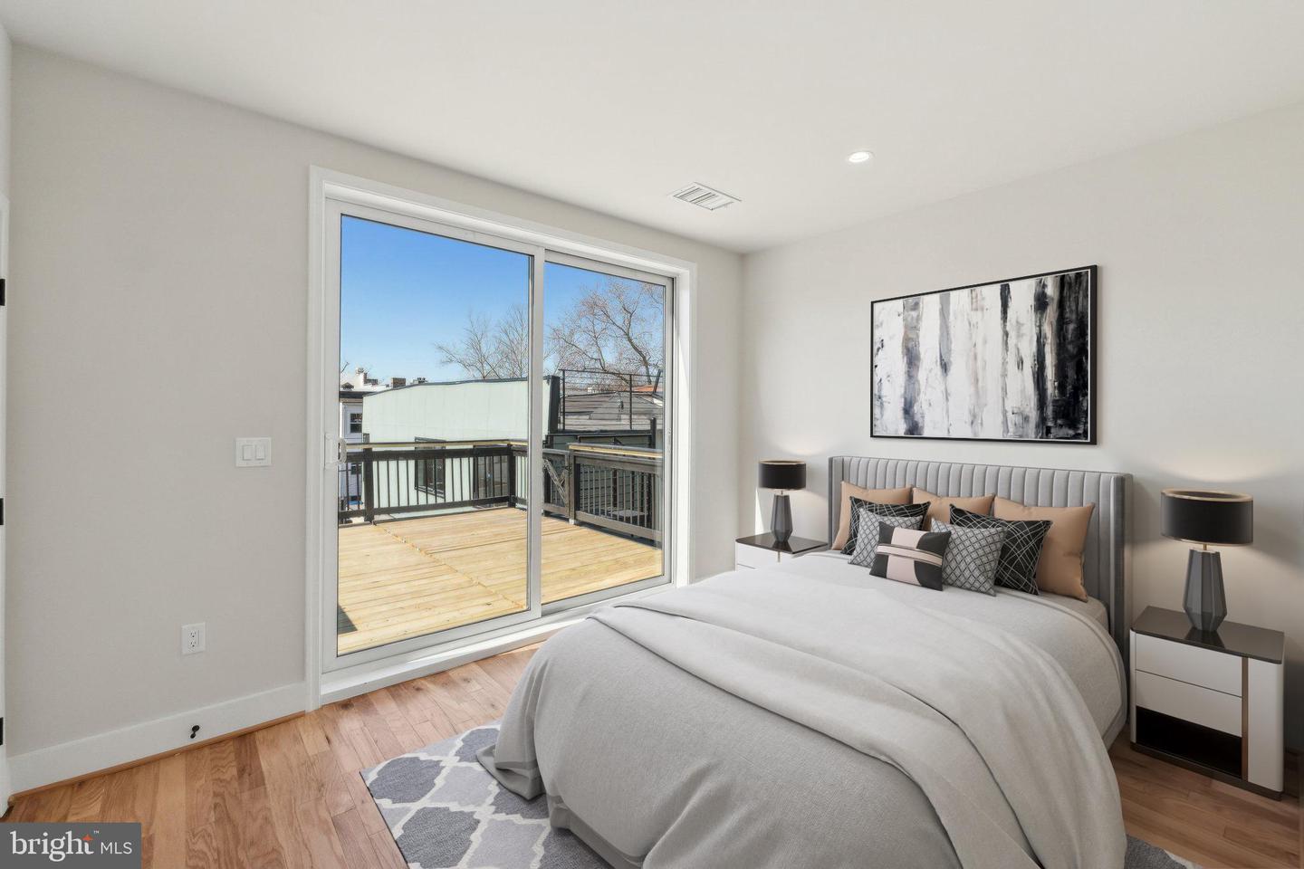 3646 13TH ST NW #2, WASHINGTON, District Of Columbia 20010, 4 Bedrooms Bedrooms, ,3 BathroomsBathrooms,Residential,For sale,3646 13TH ST NW #2,DCDC2185282 MLS # DCDC2185282