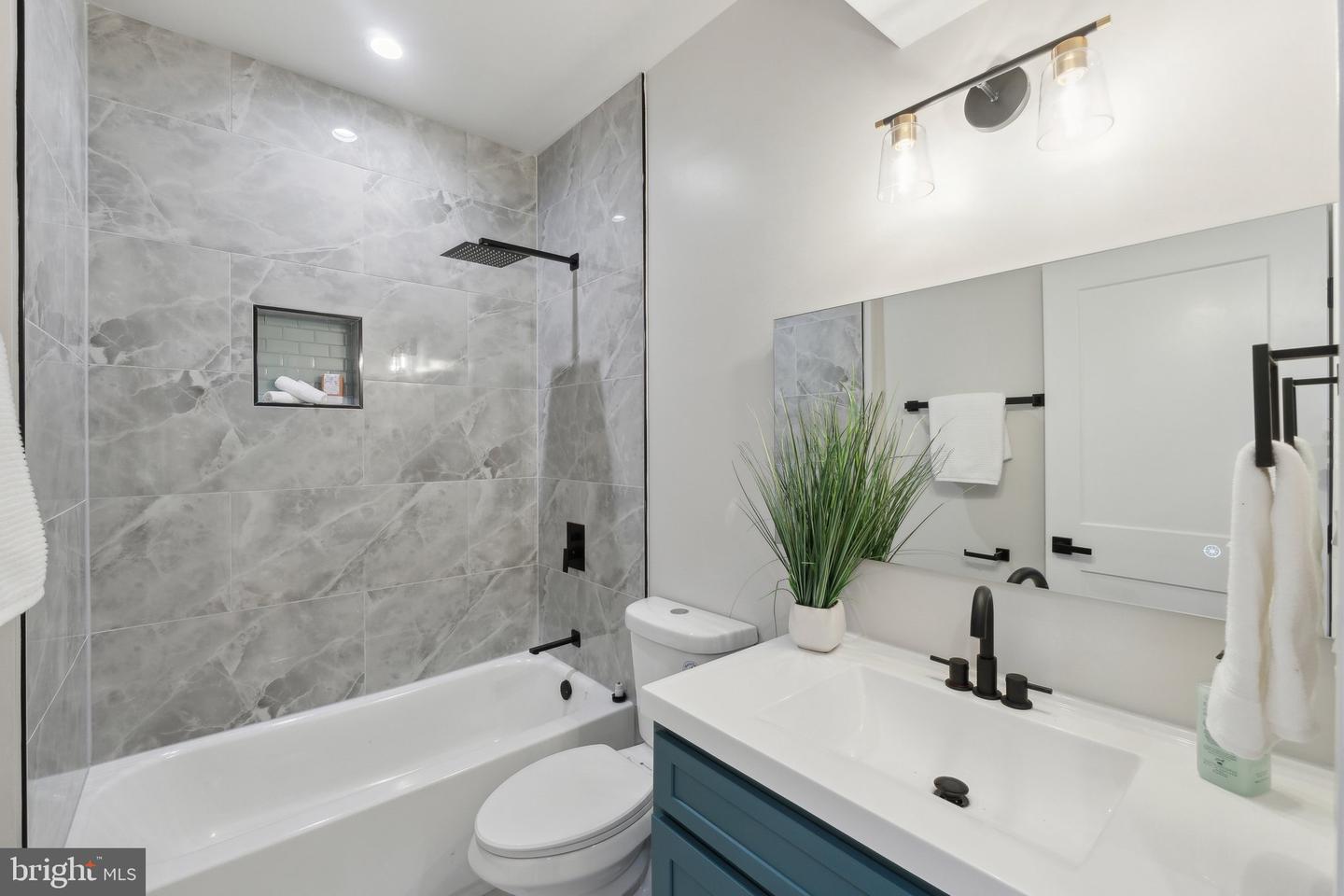 3646 13TH ST NW #2, WASHINGTON, District Of Columbia 20010, 4 Bedrooms Bedrooms, ,3 BathroomsBathrooms,Residential,For sale,3646 13TH ST NW #2,DCDC2185282 MLS # DCDC2185282