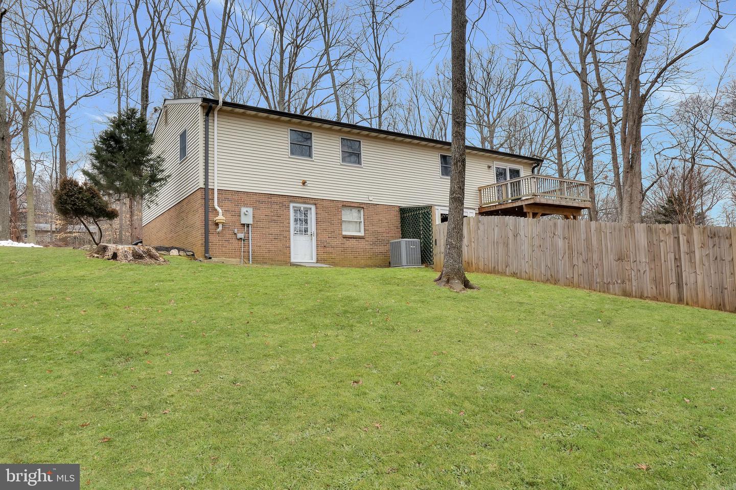 5228 WINDING OAK LN, WARRENTON, Virginia 20187, 3 Bedrooms Bedrooms, ,3 BathroomsBathrooms,Residential,For sale,5228 WINDING OAK LN,VAFQ2015434 MLS # VAFQ2015434