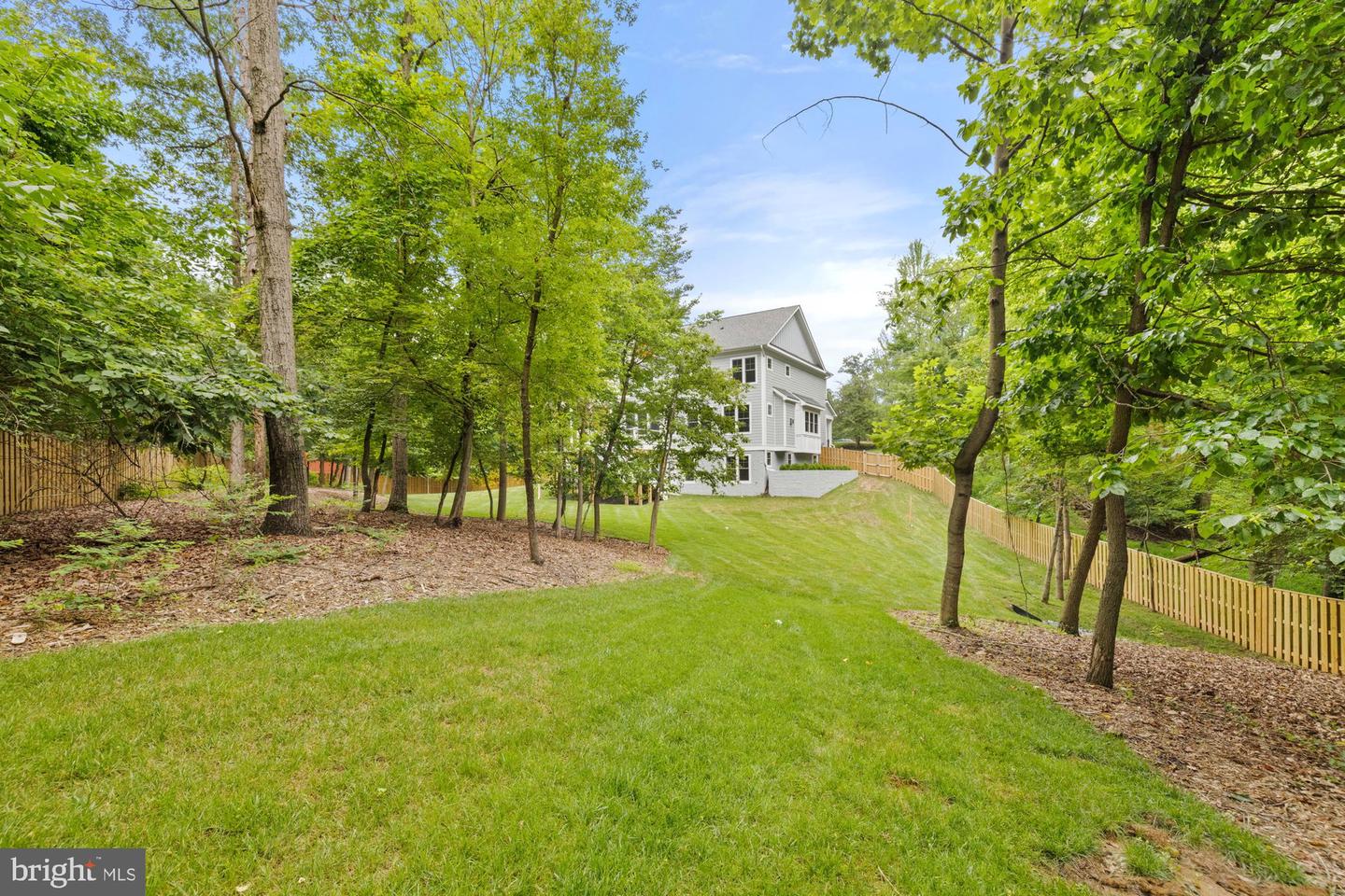 2236 LAUREL RIDGE RD, VIENNA, Virginia 22181, 6 Bedrooms Bedrooms, ,6 BathroomsBathrooms,Residential,For sale,2236 LAUREL RIDGE RD,VAFX2222334 MLS # VAFX2222334