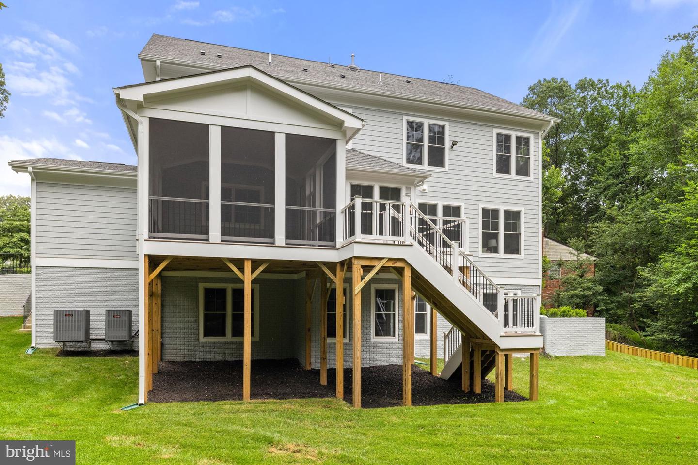 2236 LAUREL RIDGE RD, VIENNA, Virginia 22181, 6 Bedrooms Bedrooms, ,6 BathroomsBathrooms,Residential,For sale,2236 LAUREL RIDGE RD,VAFX2222334 MLS # VAFX2222334
