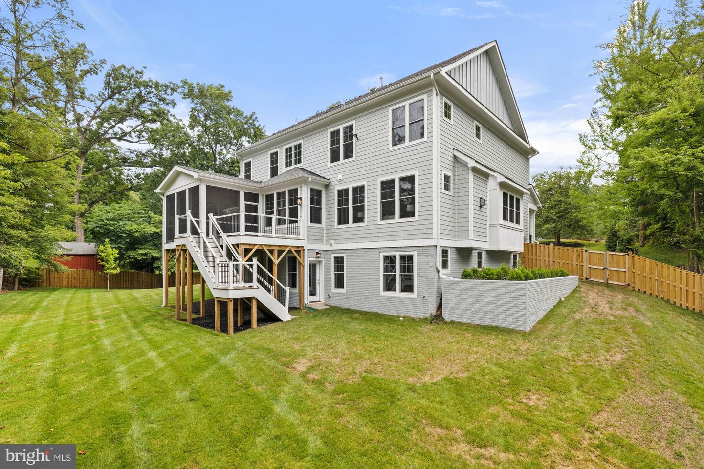 2236 LAUREL RIDGE RD, VIENNA, Virginia 22181, 6 Bedrooms Bedrooms, ,6 BathroomsBathrooms,Residential,For sale,2236 LAUREL RIDGE RD,VAFX2222334 MLS # VAFX2222334
