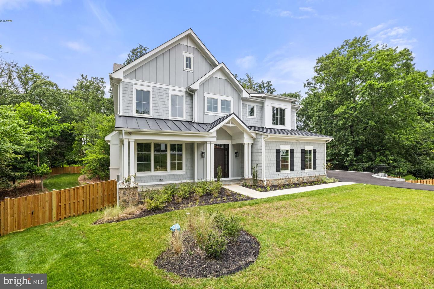 2236 LAUREL RIDGE RD, VIENNA, Virginia 22181, 6 Bedrooms Bedrooms, ,6 BathroomsBathrooms,Residential,For sale,2236 LAUREL RIDGE RD,VAFX2222334 MLS # VAFX2222334