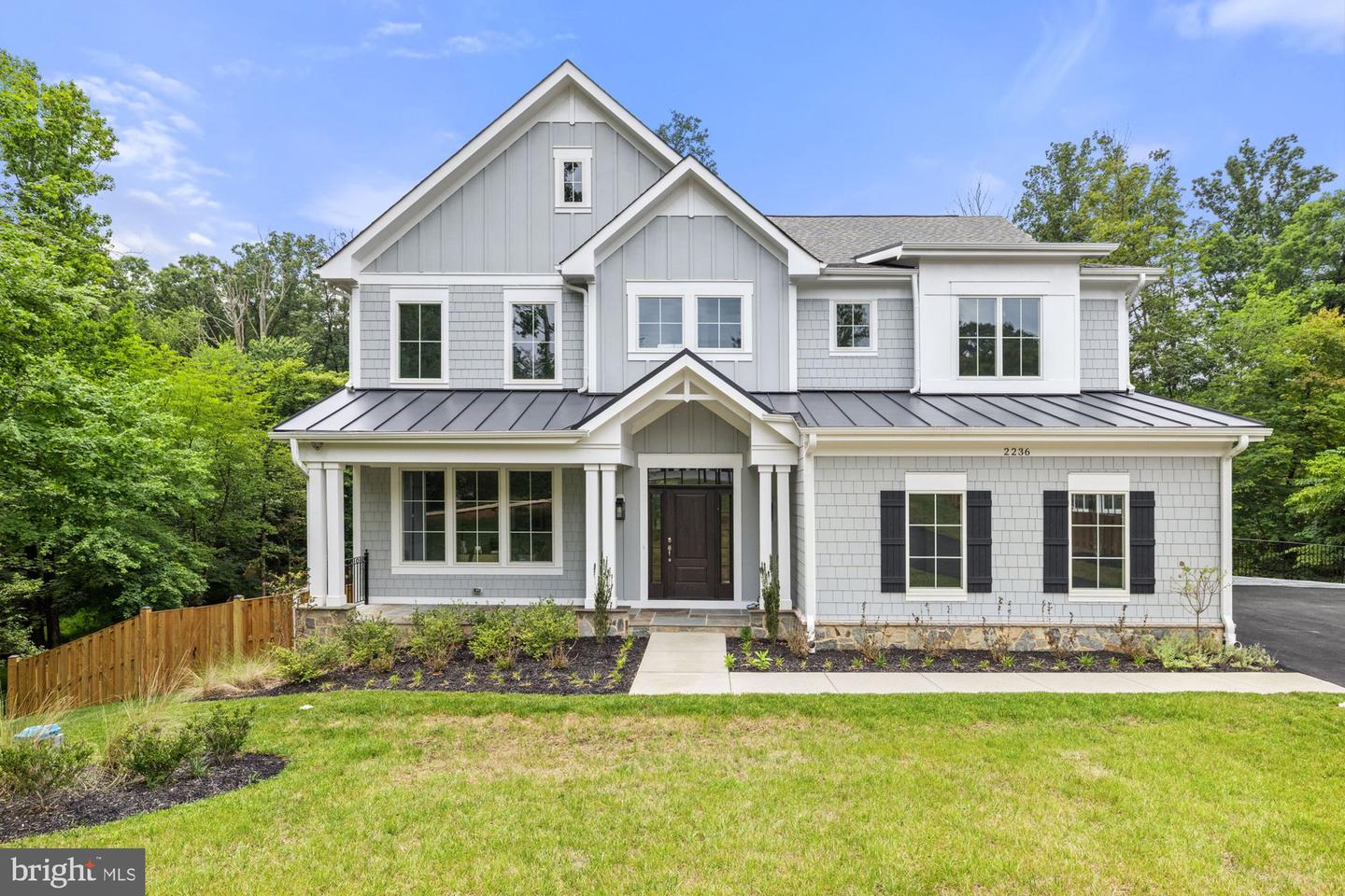 2236 LAUREL RIDGE RD, VIENNA, Virginia 22181, 6 Bedrooms Bedrooms, ,6 BathroomsBathrooms,Residential,For sale,2236 LAUREL RIDGE RD,VAFX2222334 MLS # VAFX2222334