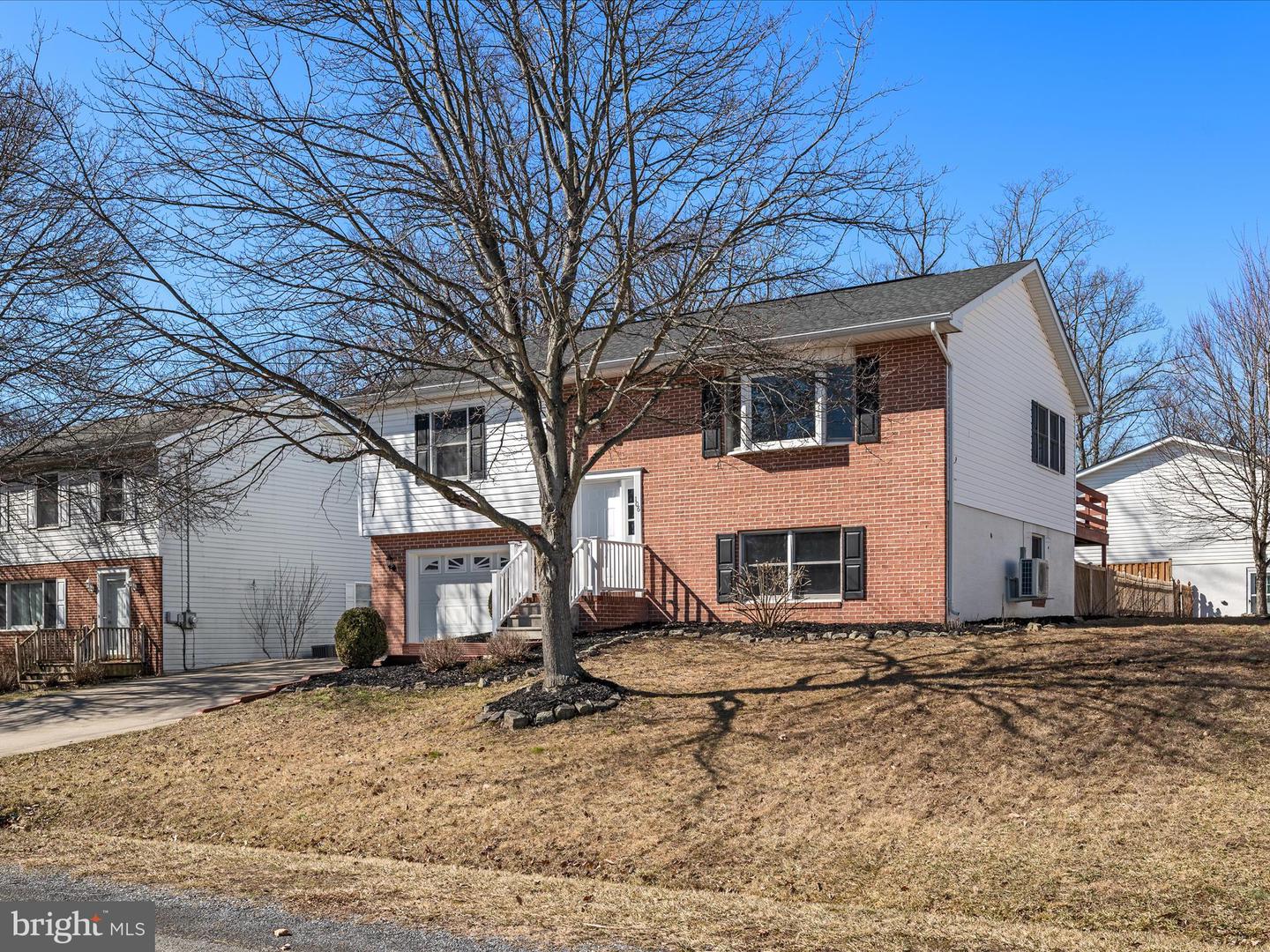 106 ASHLEY DR, WINCHESTER, Virginia 22602, 4 Bedrooms Bedrooms, ,3 BathroomsBathrooms,Residential,For sale,106 ASHLEY DR,VAFV2024436 MLS # VAFV2024436