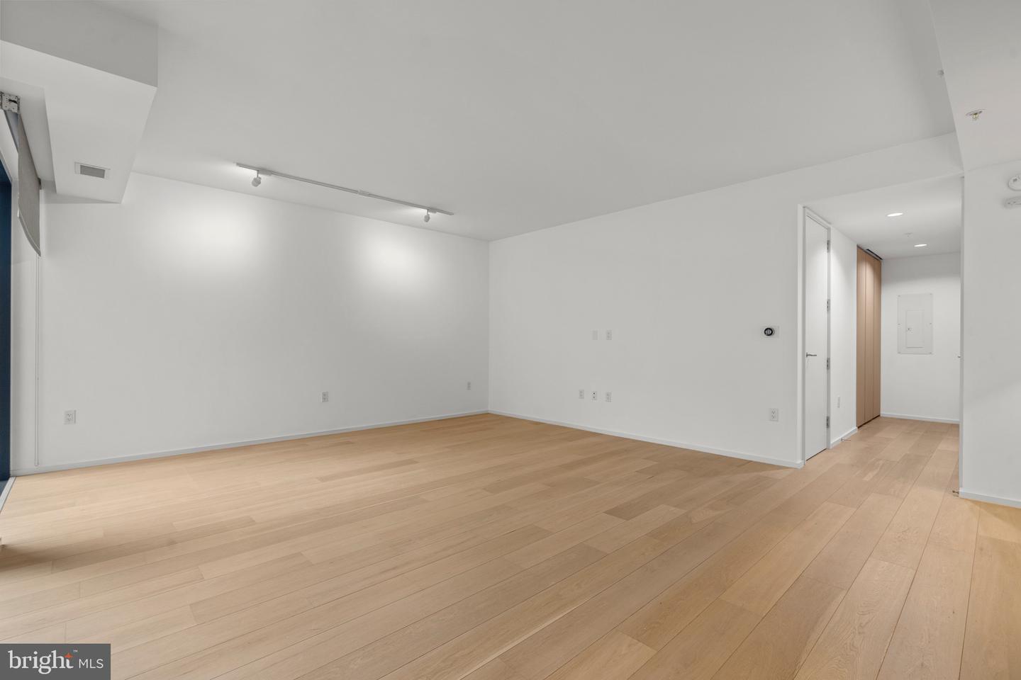 925 H ST NW #503, WASHINGTON, District Of Columbia 20001, 1 Bedroom Bedrooms, ,1 BathroomBathrooms,Residential,For sale,925 H ST NW #503,DCDC2185696 MLS # DCDC2185696