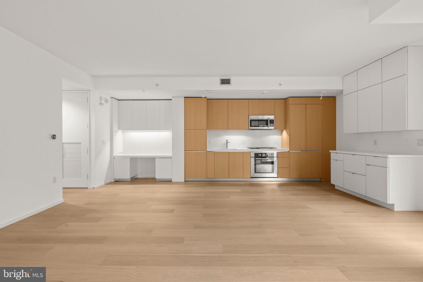 925 H ST NW #503, WASHINGTON, District Of Columbia 20001, 1 Bedroom Bedrooms, ,1 BathroomBathrooms,Residential,For sale,925 H ST NW #503,DCDC2185696 MLS # DCDC2185696