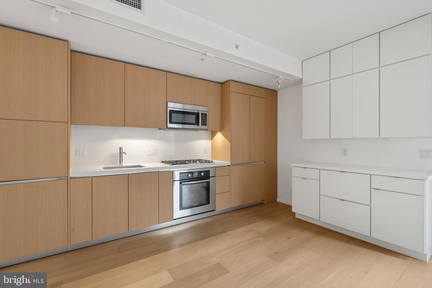 925 H ST NW #503, WASHINGTON, District Of Columbia 20001, 1 Bedroom Bedrooms, ,1 BathroomBathrooms,Residential,For sale,925 H ST NW #503,DCDC2185696 MLS # DCDC2185696