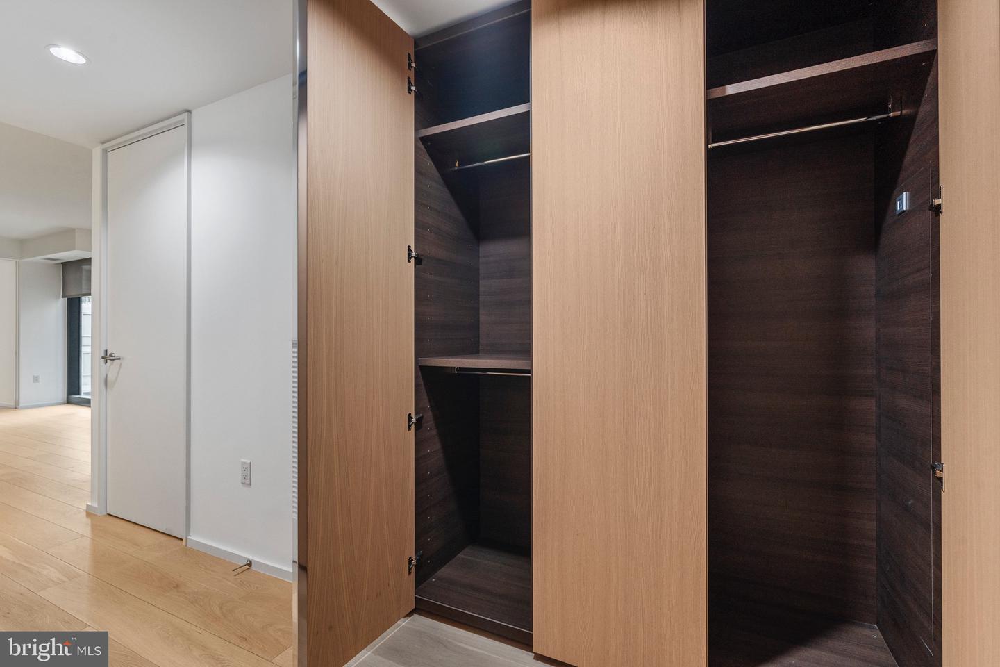 925 H ST NW #503, WASHINGTON, District Of Columbia 20001, 1 Bedroom Bedrooms, ,1 BathroomBathrooms,Residential,For sale,925 H ST NW #503,DCDC2185696 MLS # DCDC2185696