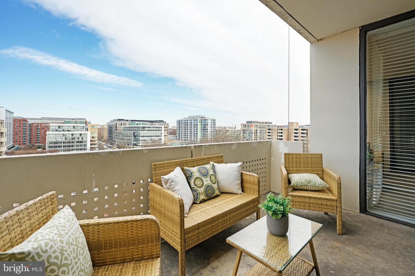 1245 4TH ST SW #E-805, WASHINGTON, District Of Columbia 20024, 1 Bedroom Bedrooms, ,1 BathroomBathrooms,Residential,For sale,1245 4TH ST SW #E-805,DCDC2185880 MLS # DCDC2185880