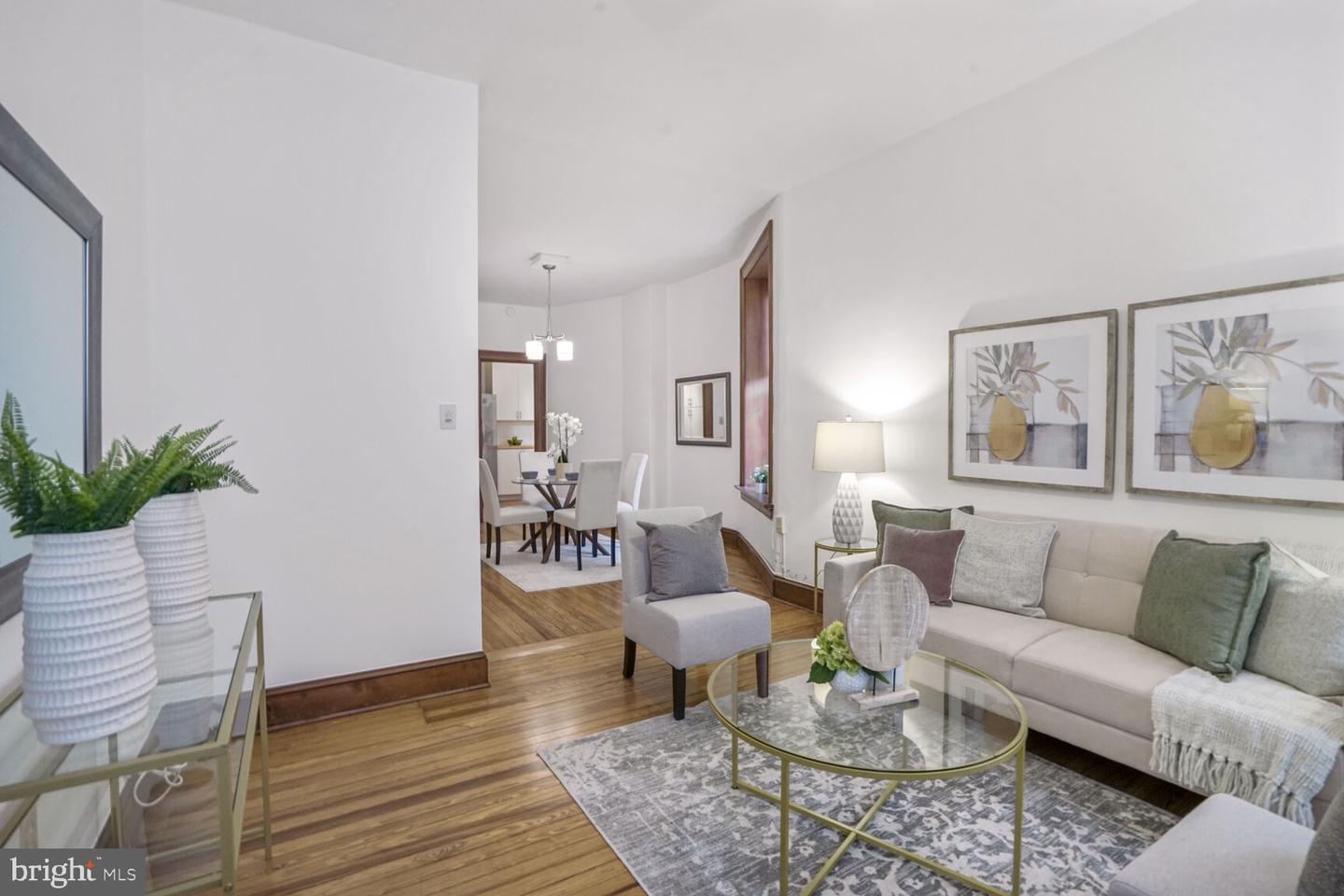 2022 COLUMBIA RD NW #111, WASHINGTON, District Of Columbia 20009, 2 Bedrooms Bedrooms, 6 Rooms Rooms,1 BathroomBathrooms,Residential,For sale,2022 COLUMBIA RD NW #111,DCDC2185970 MLS # DCDC2185970