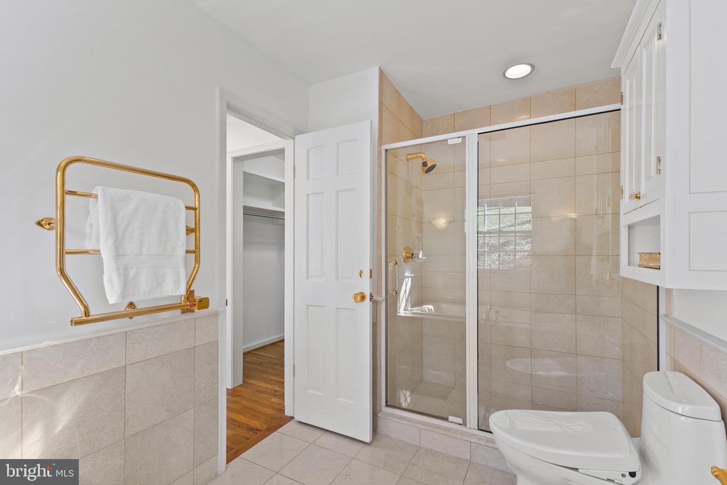 7621 LEITH PL, ALEXANDRIA, Virginia 22307, 5 Bedrooms Bedrooms, ,4 BathroomsBathrooms,Residential,For sale,7621 LEITH PL,VAFX2222918 MLS # VAFX2222918