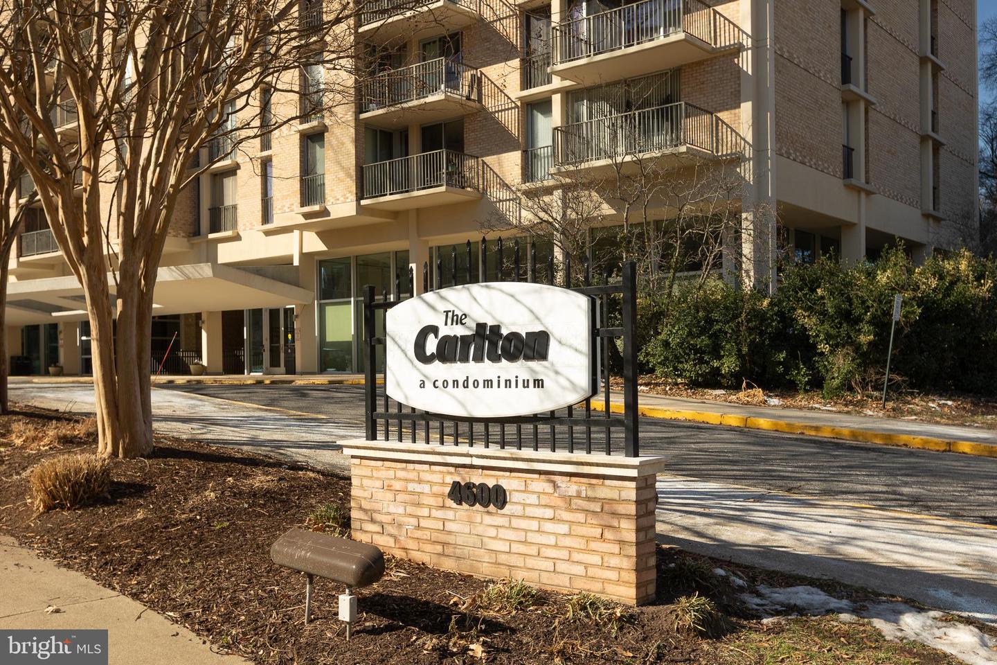 4600 S FOUR MILE RUN DR #1122, ARLINGTON, Virginia 22204, 1 Bedroom Bedrooms, ,1 BathroomBathrooms,Residential,For sale,4600 S FOUR MILE RUN DR #1122,VAAR2053678 MLS # VAAR2053678