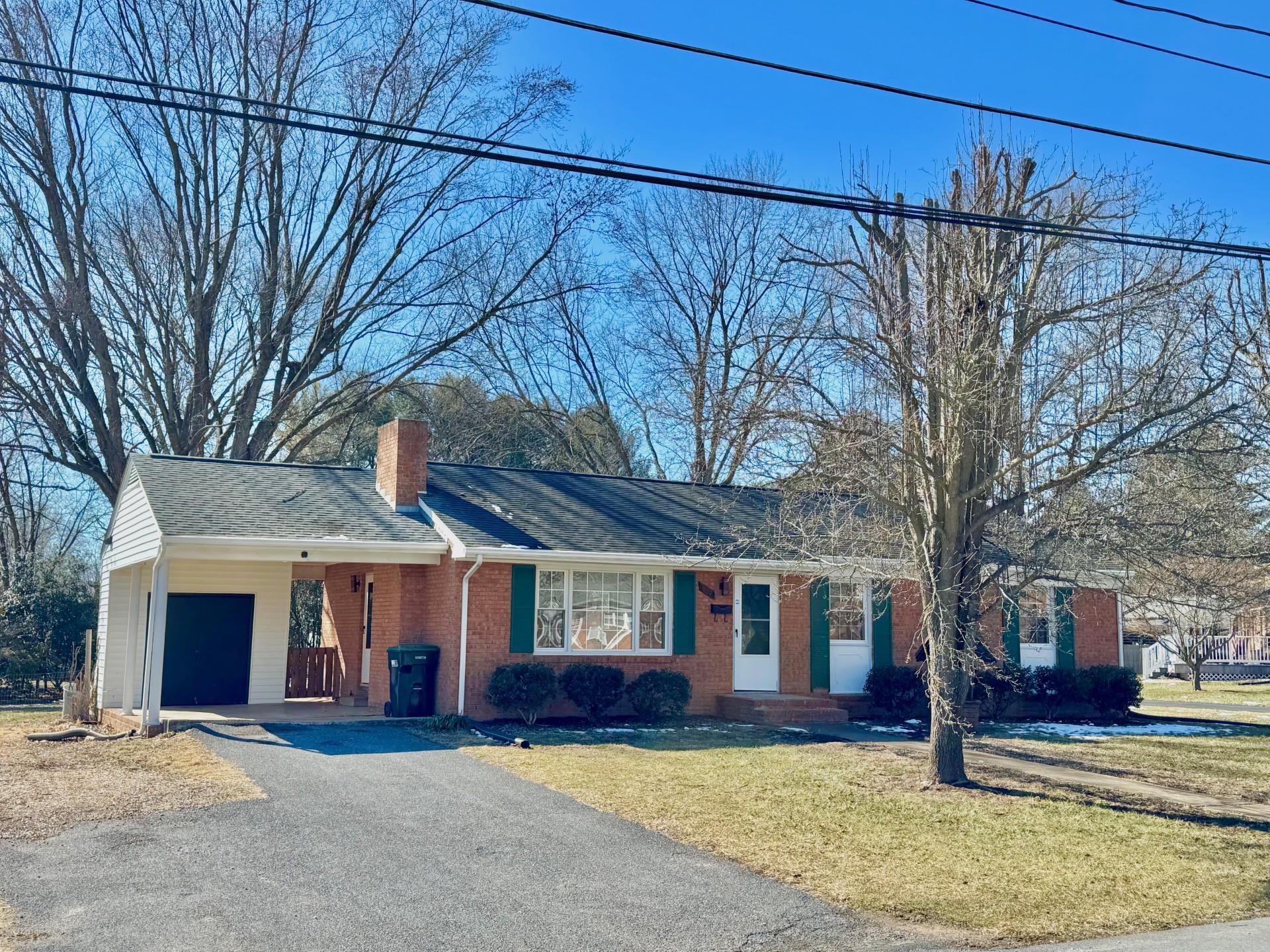 602 GREEN ST, BRIDGEWATER, Virginia 22812, 3 Bedrooms Bedrooms, ,1 BathroomBathrooms,Residential,602 GREEN ST,658927 MLS # 658927