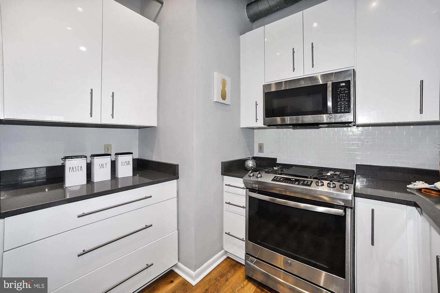 1300 N ST NW #306, WASHINGTON, District Of Columbia 20005, 2 Bedrooms Bedrooms, ,2 BathroomsBathrooms,Residential,For sale,1300 N ST NW #306,DCDC2173766 MLS # DCDC2173766