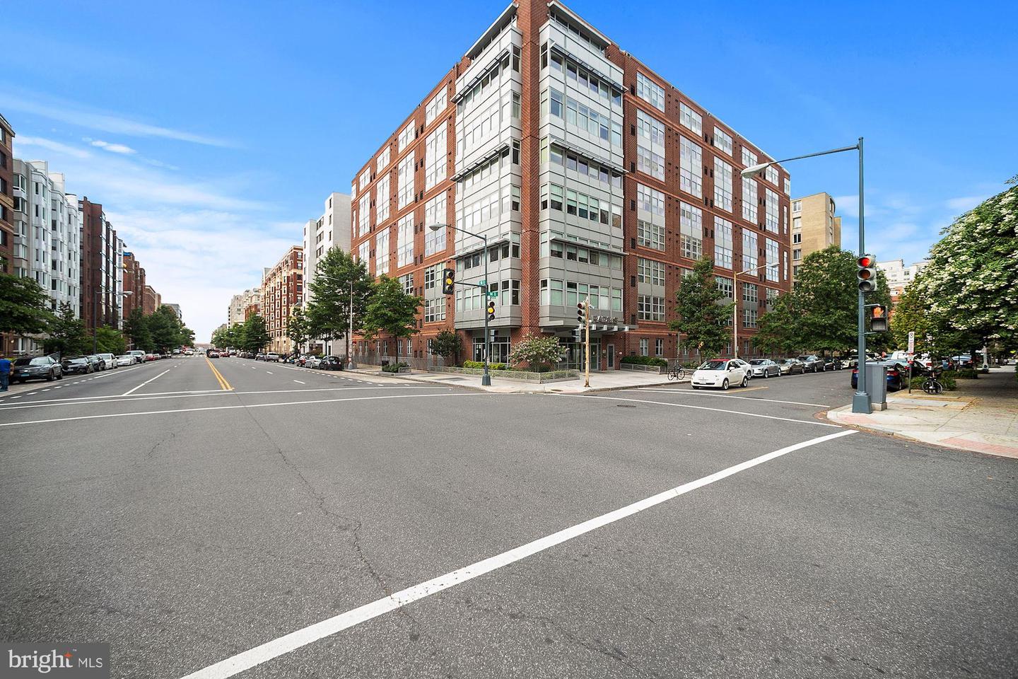 1300 N ST NW #306, WASHINGTON, District Of Columbia 20005, 2 Bedrooms Bedrooms, ,2 BathroomsBathrooms,Residential,For sale,1300 N ST NW #306,DCDC2173766 MLS # DCDC2173766