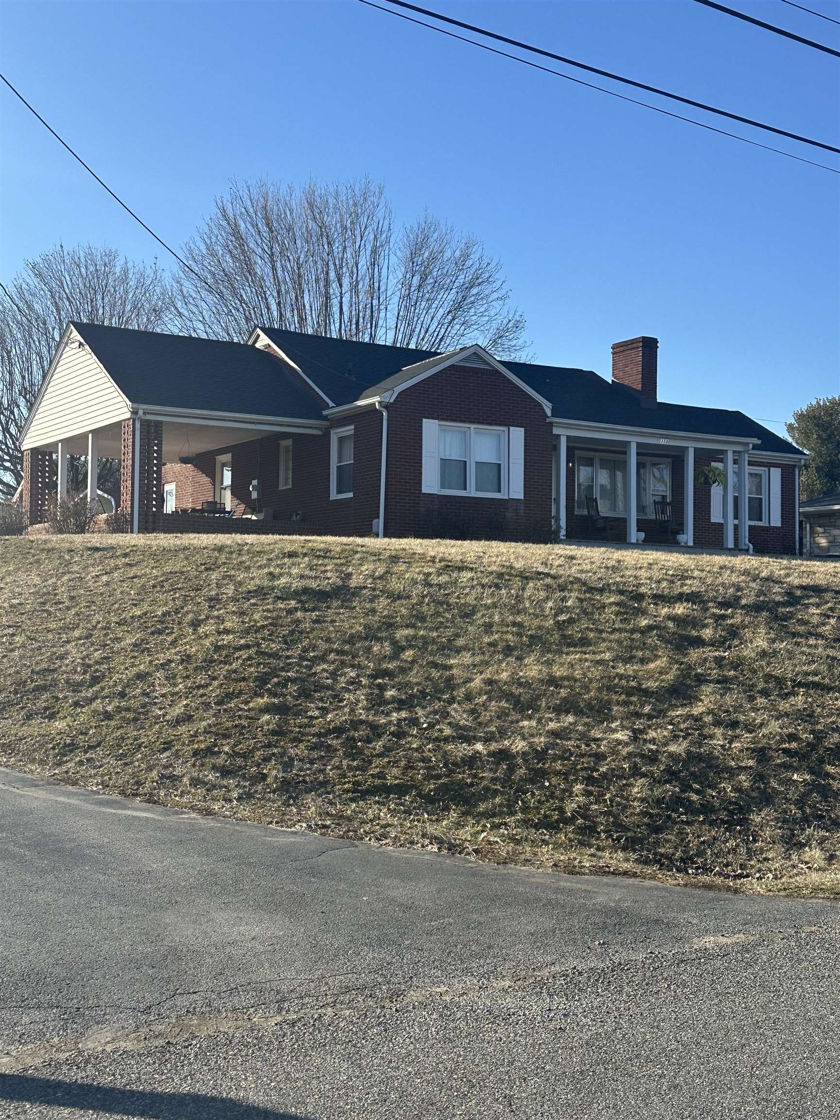 333 MONGER HILL RD, ELKTON, Virginia 22827, 3 Bedrooms Bedrooms, ,1 BathroomBathrooms,Residential,333 MONGER HILL RD,661110 MLS # 661110