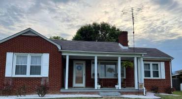 333 MONGER HILL RD, ELKTON, Virginia 22827, 3 Bedrooms Bedrooms, ,1 BathroomBathrooms,Residential,333 MONGER HILL RD,661110 MLS # 661110