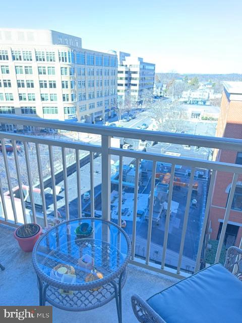 1205 N GARFIELD ST #609, ARLINGTON, Virginia 22201, 2 Bedrooms Bedrooms, ,1 BathroomBathrooms,Residential,For sale,1205 N GARFIELD ST #609,VAAR2053508 MLS # VAAR2053508